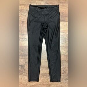 MR Basics Boutique Faux Leather Leggings Size Large